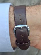 Vintage 1970s Limit 17 Jewel Mechanical Hand Wind Men's Watch 35mm Stainless Steel