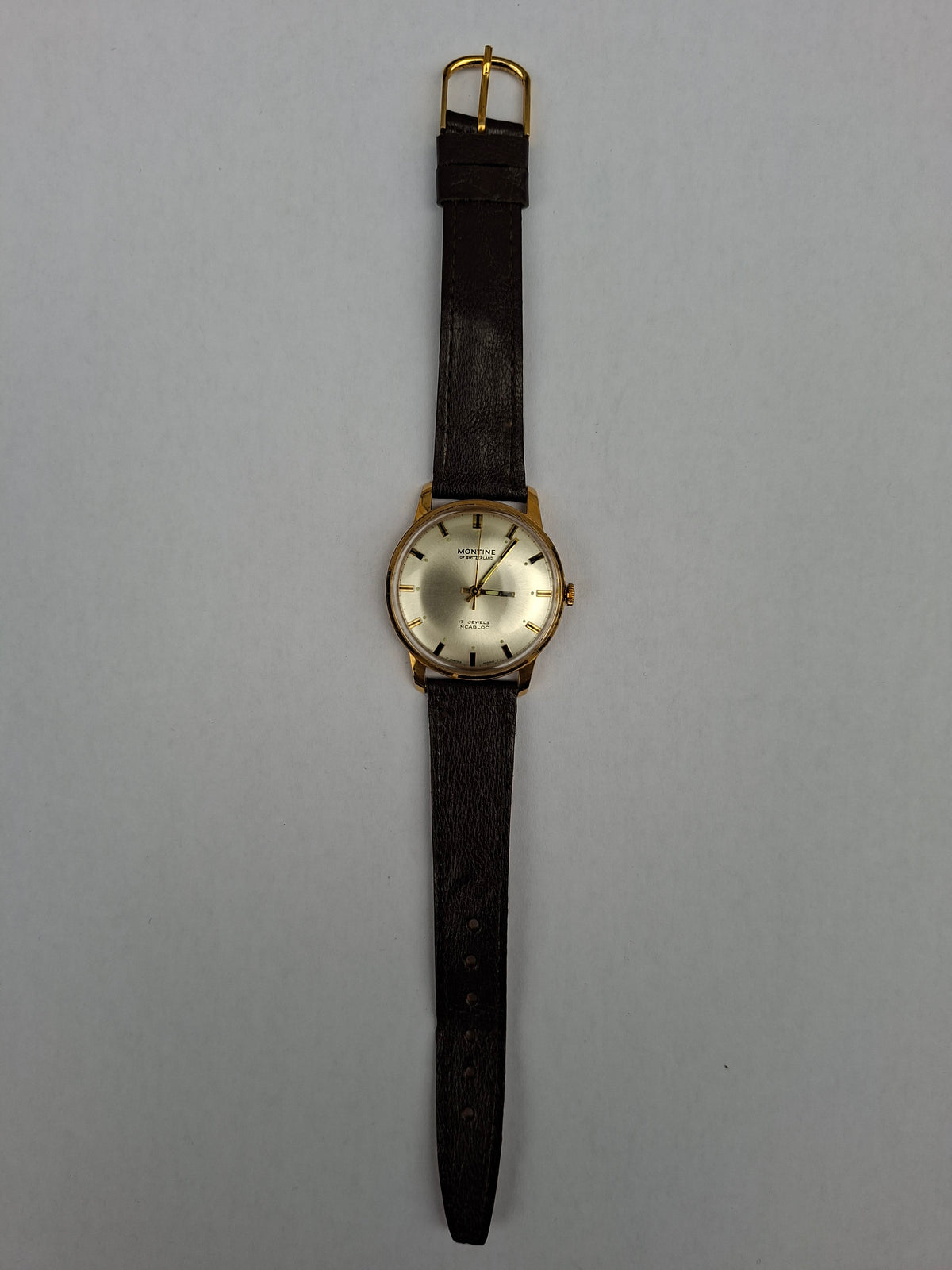 Vintage 1960s Montine of Switzerland ST 69 17J Incabloc Manual Wind Watch 34mm