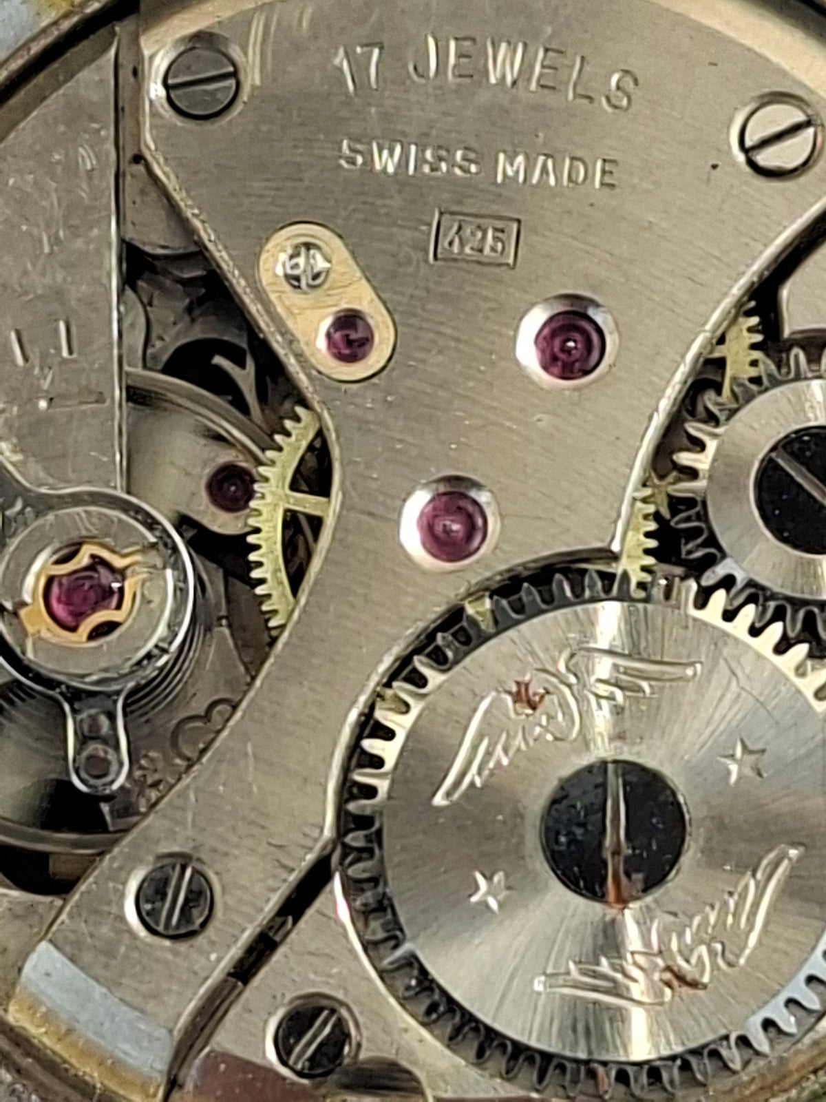 Vintage 1950s Rotary 17 Jewels Incabloc Swiss Watch Cal 425 32mm