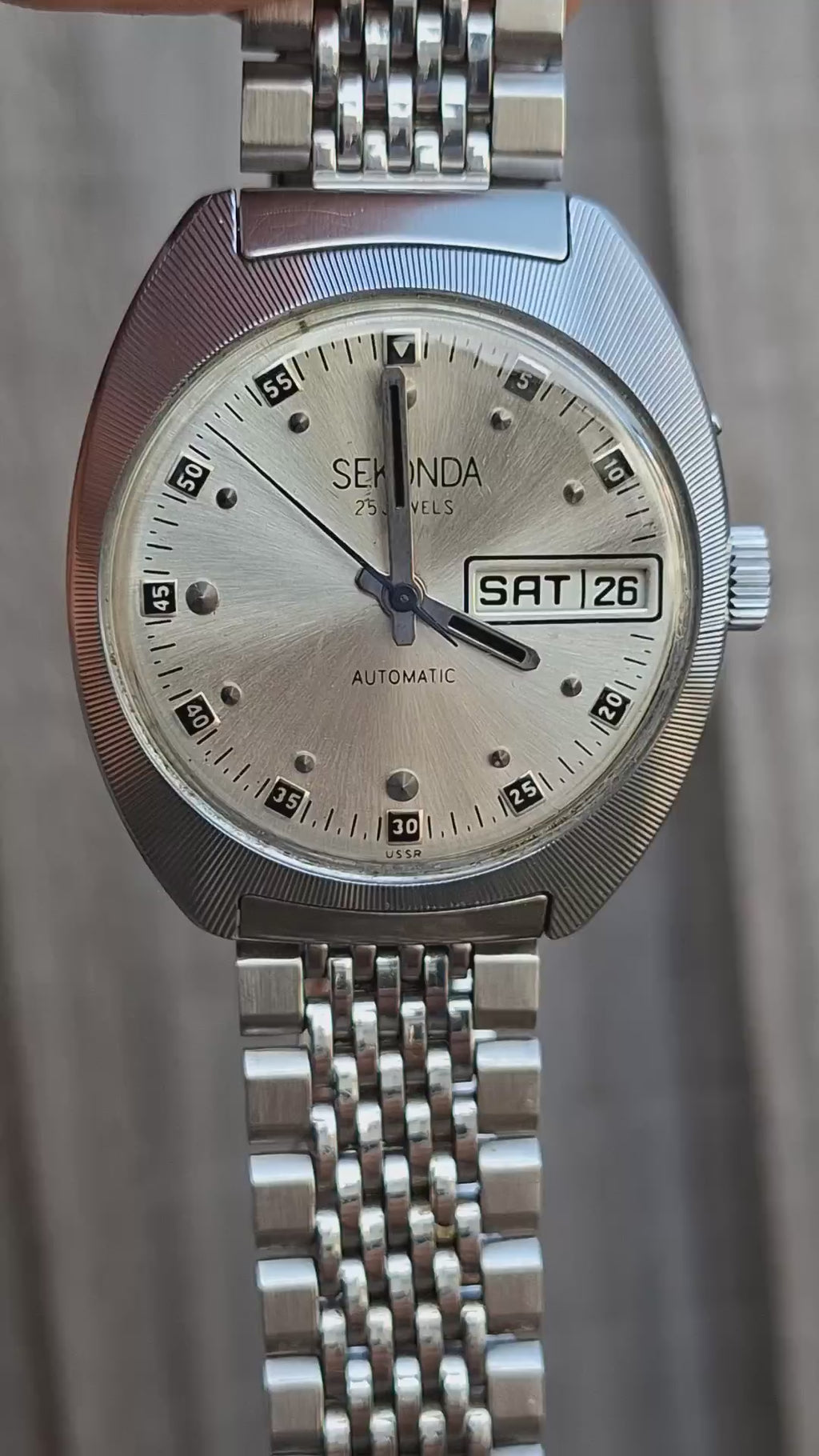 Vintage 1970s Sekonda Automatic 25 Jewels – Slava 2427 – USSR Day Date – 36.5mm