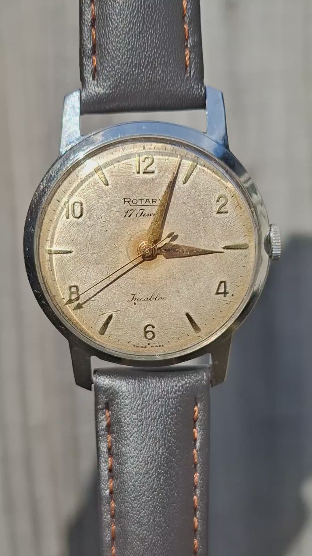 Vintage 1950s Rotary 17 Jewels Incabloc Swiss Watch Cal 425 32mm
