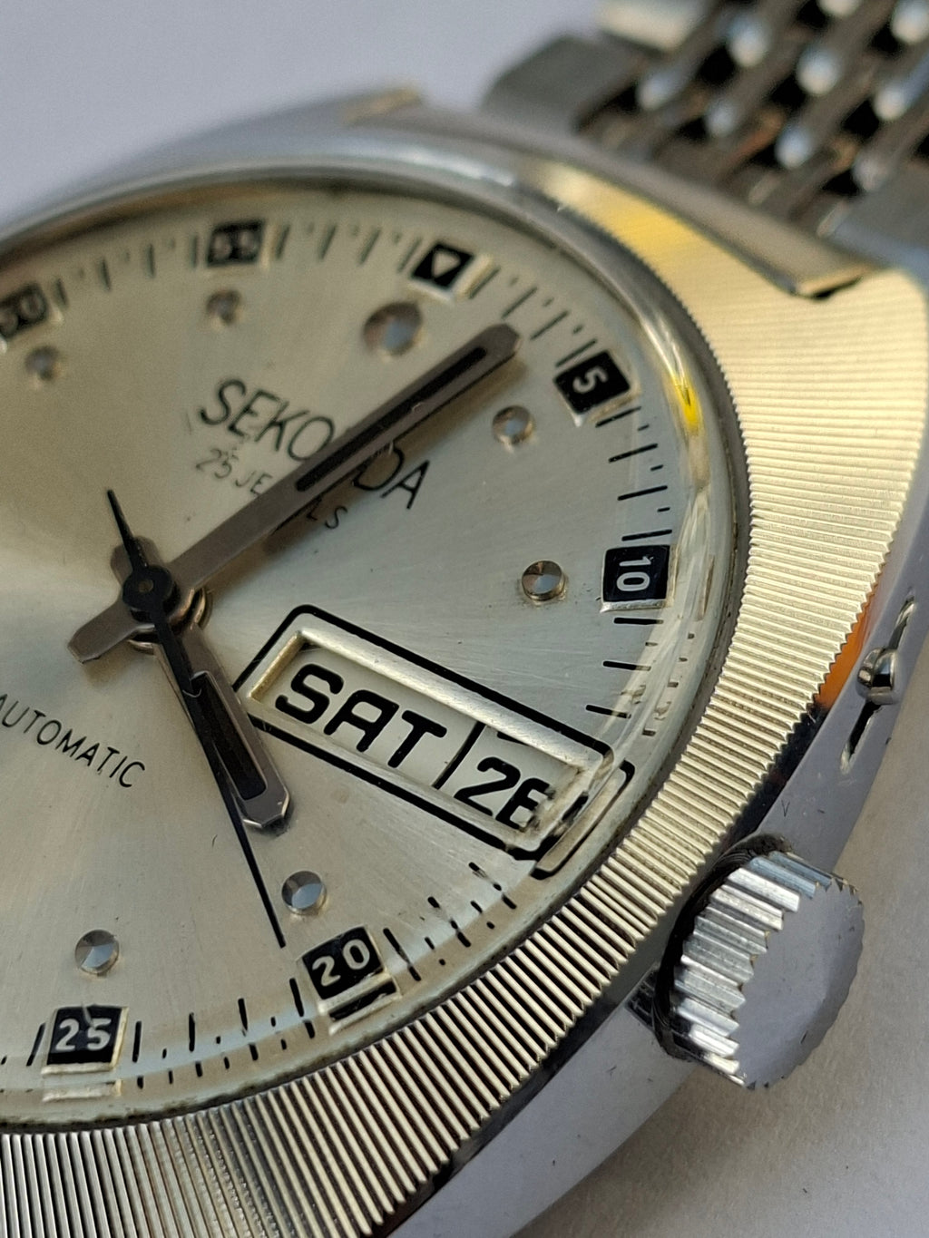 Vintage 1970s Sekonda Automatic 25 Jewels – Slava 2427 – USSR Day Date – 36.5mm